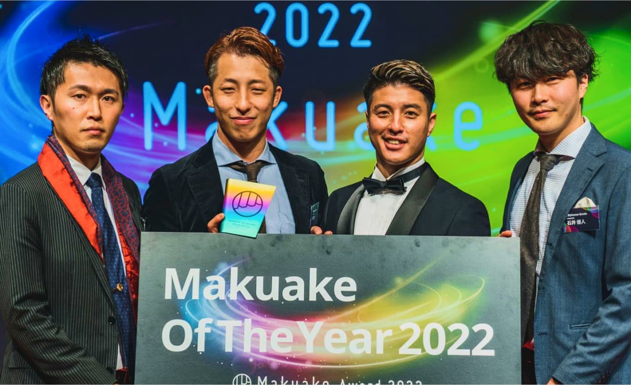 厳しい現実に立ち向かいながらも、おいしい料理と共に新たな挑戦を続けます。